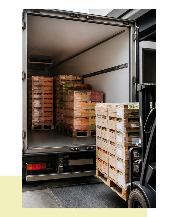 Перевозка сельхозпродукции на паллетах с доставкой в Волхов